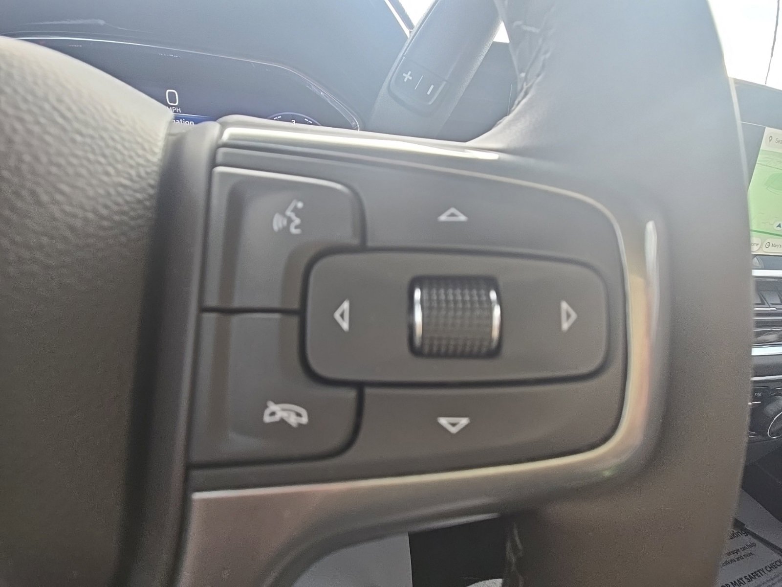 Used 2025 Chevrolet Silverado 2500 LT image 19