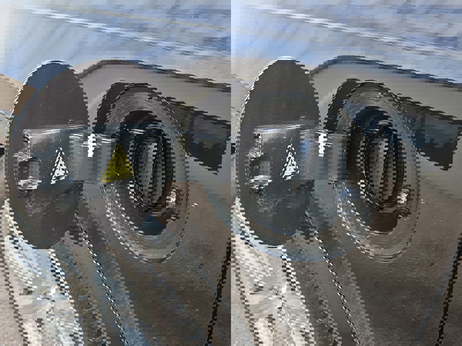 Used 2019 Volvo XC90 T8 Inscription w/ Luxury Package image 23