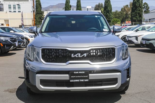 Used 2024 Kia Telluride LX image 3