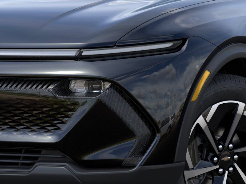New 2026 Chevrolet Equinox EV LT FWD image 10