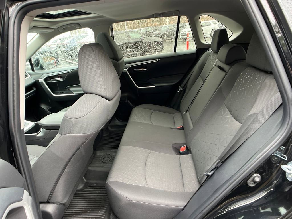Used 2024 Toyota RAV4 XLE w/ Convenience Package image 22