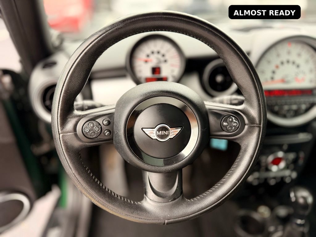 Used 2011 MINI Cooper Clubman FWD image 11