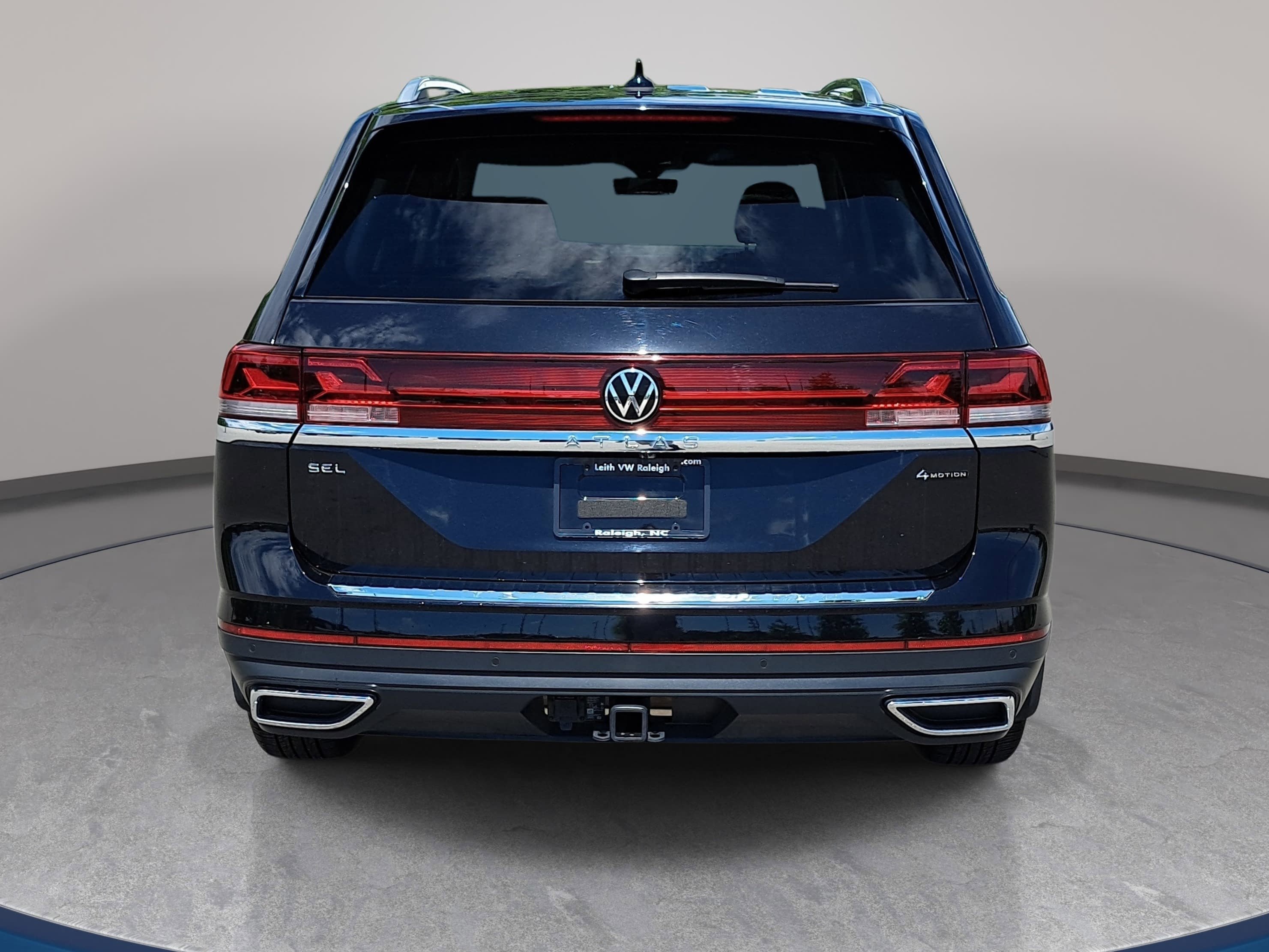 Certified 2025 Volkswagen Atlas SEL image 6