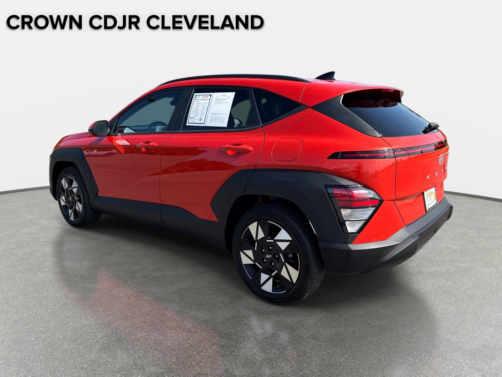 Used 2024 Hyundai Kona SEL FWD image 7