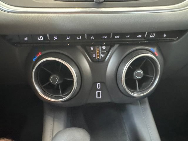 Used 2022 Chevrolet Blazer LT FWD image 8