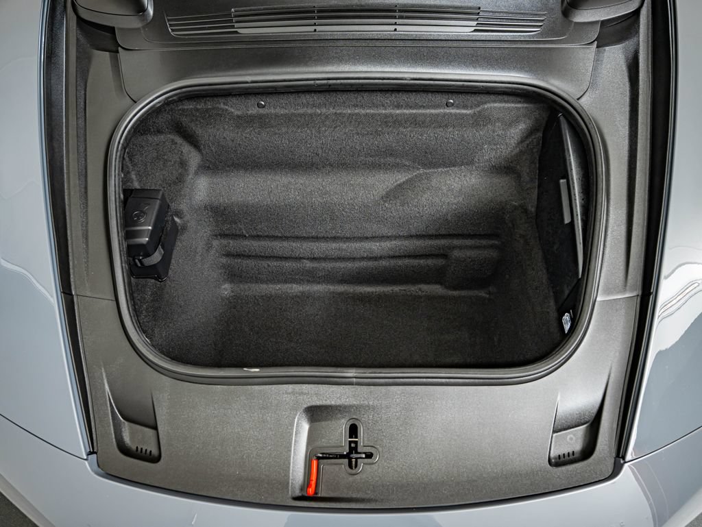 Certified 2026 Porsche 911 Targa 4 GTS AWD/4WD image 60