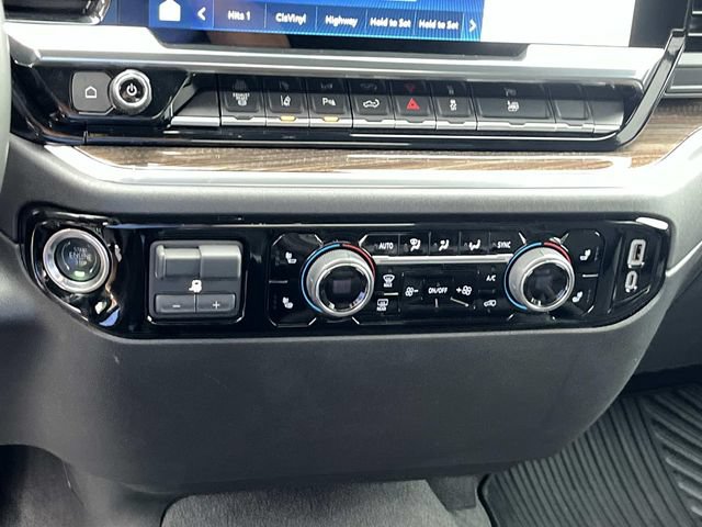 Used 2025 Chevrolet Silverado 2500 LT w/ Safety Package AWD/4WD image 30