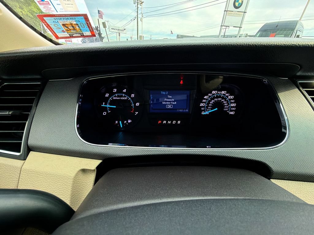 Used 2019 Ford Taurus SE FWD image 26