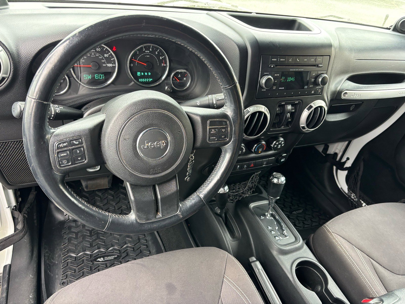 Used 2014 Jeep Wrangler Unlimited Sahara w/ Connectivity Group image 10