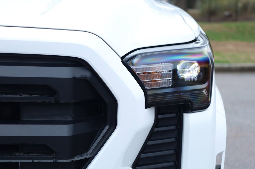 Used 2025 Toyota Tacoma SR5 image 19