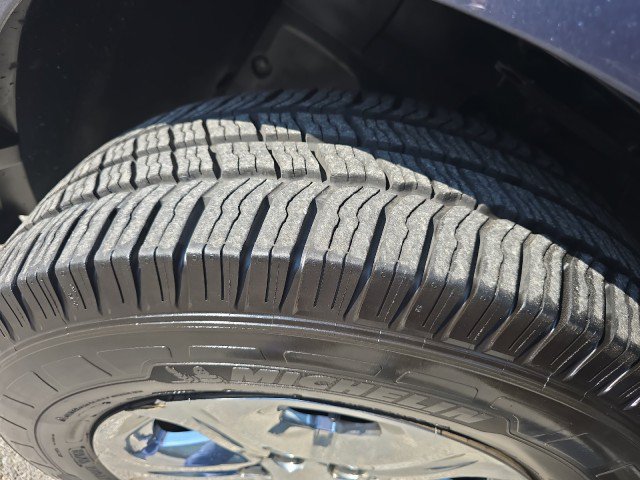 Used 2013 Chevrolet Traverse LS FWD image 41