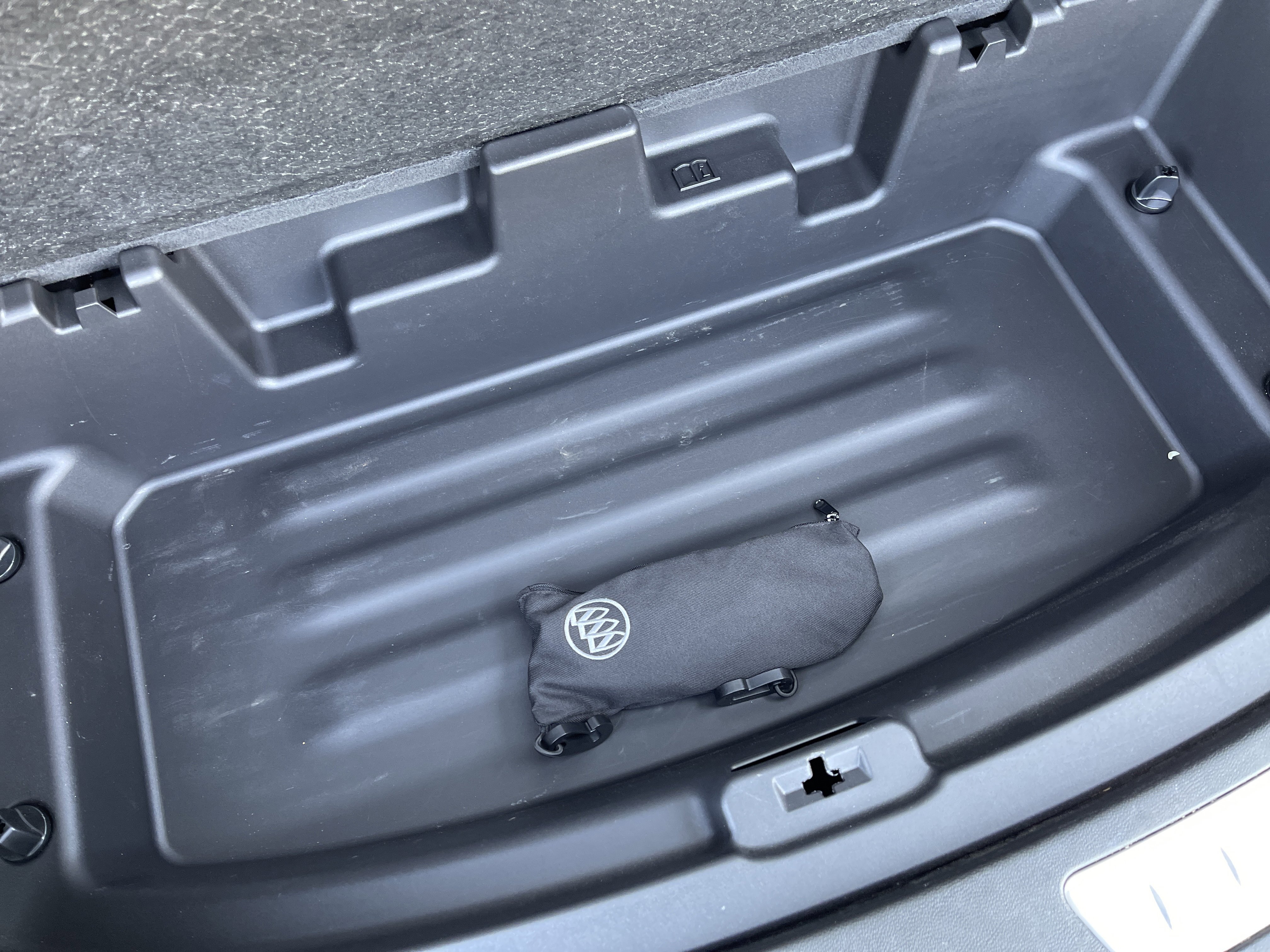 Used 2023 Buick Enclave Premium w/ LPO, Floor Liner Package image 48