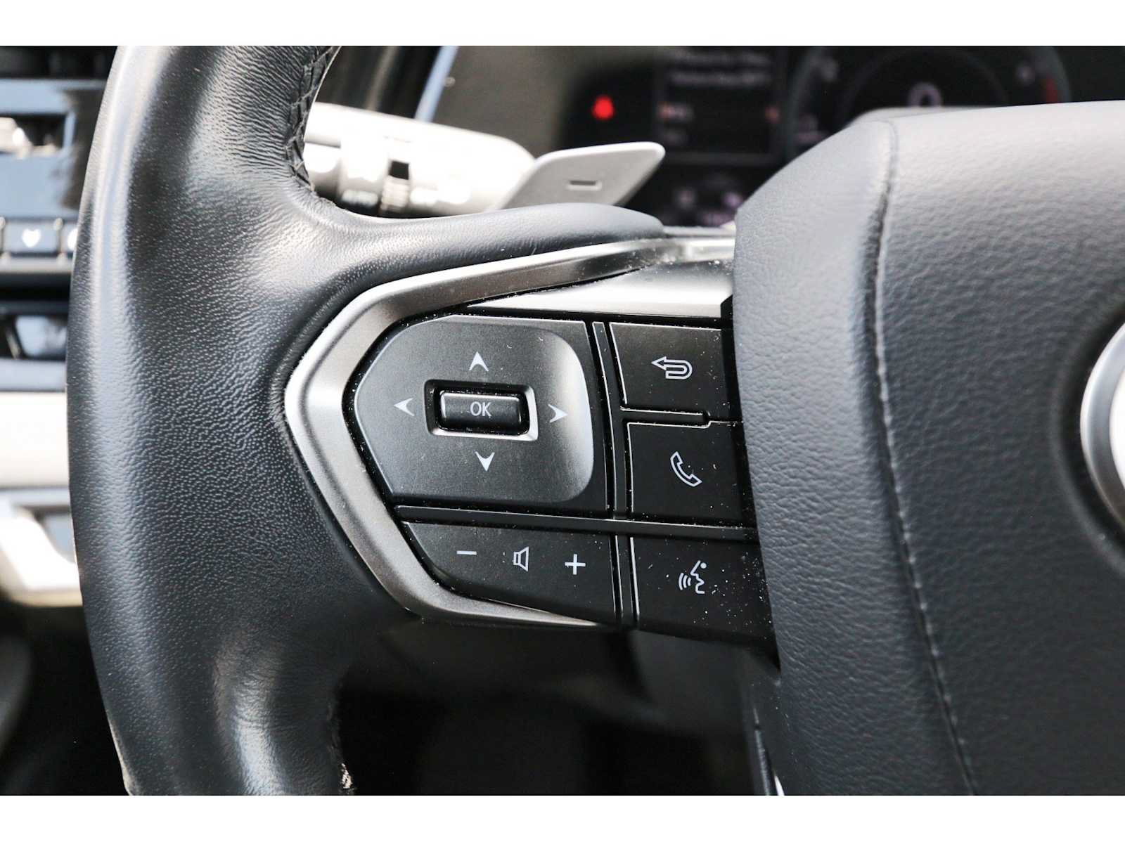 Used 2024 Lexus RX 350 Premium w/ Convenience Package FWD image 15