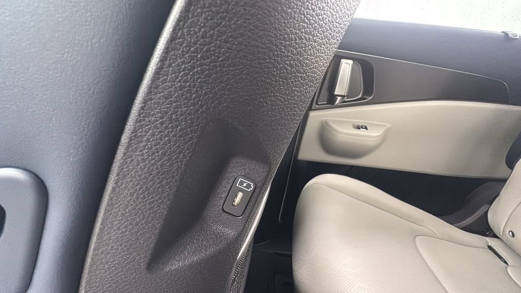 New 2026 Kia Carnival SX w/ SX Dark Edition Package FWD image 42