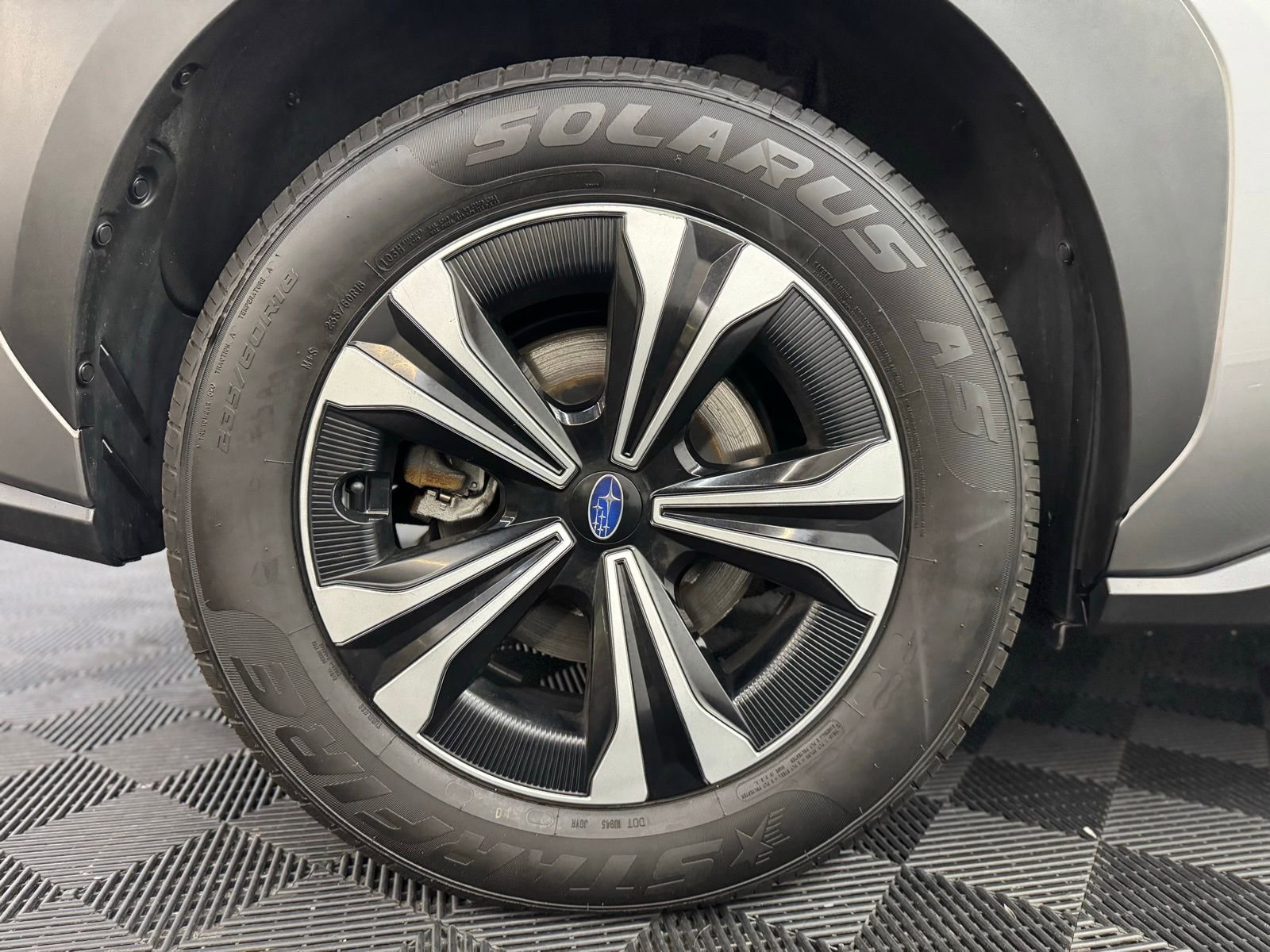 Used 2023 Subaru Solterra AWD image 9