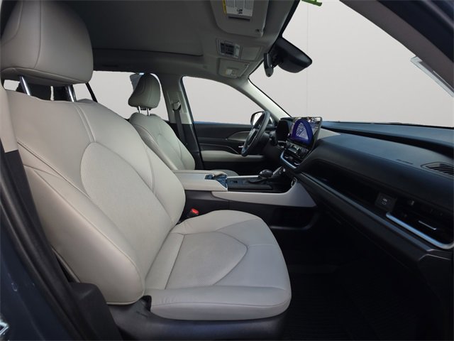 Certified 2024 Toyota Grand Highlander XLE image 15