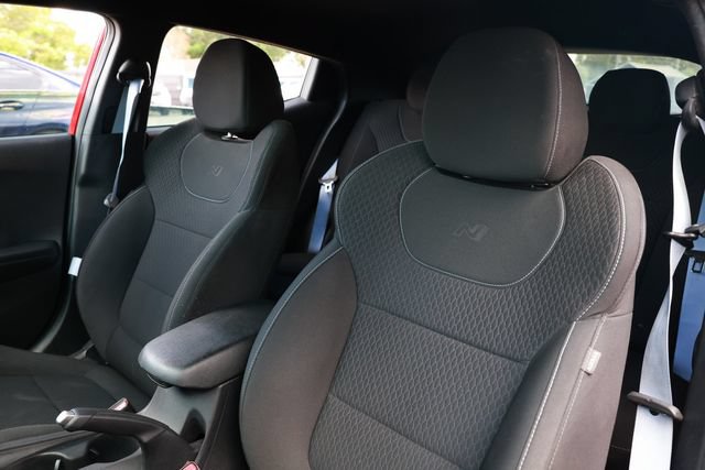 Used 2020 Hyundai Veloster N w/ Performance Package FWD image 9