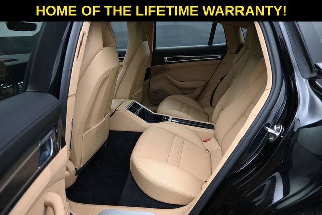 Used 2017 Porsche Panamera 4 AWD/4WD image 36