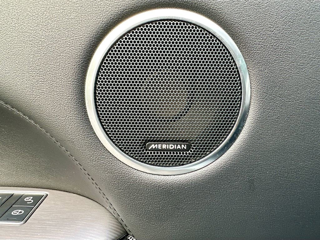 Used 2020 Land Rover Range Rover Sport HSE image 24