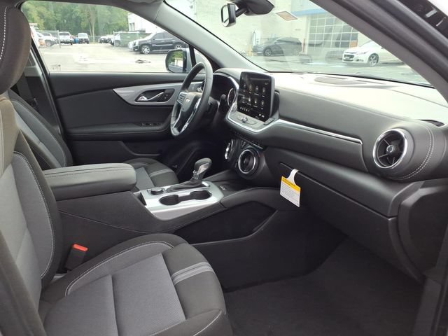 New 2026 Chevrolet Blazer LT w/ Convenience Package FWD image 14