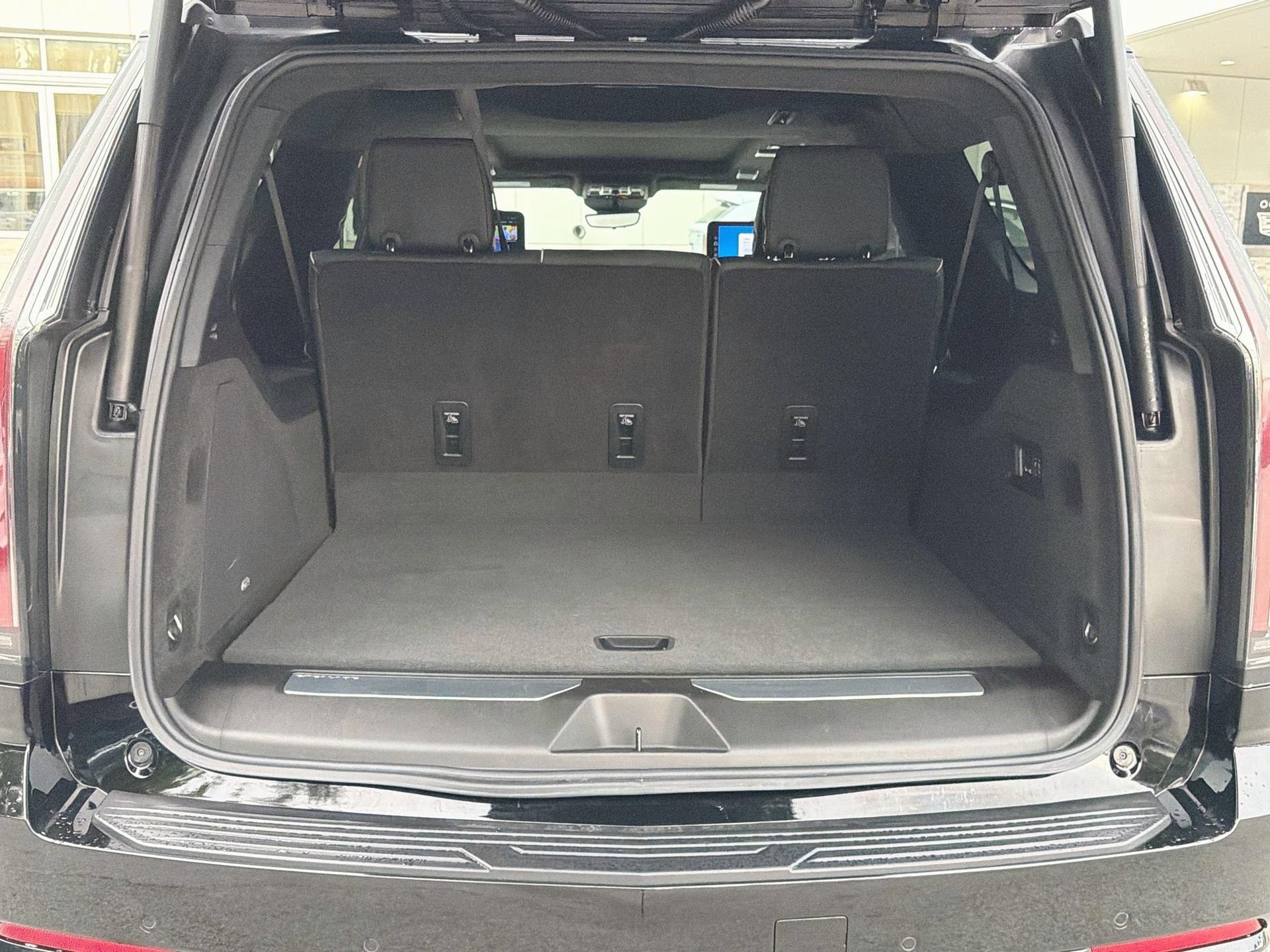 Certified 2025 Cadillac Escalade ESV Sport Platinum AWD/4WD image 14