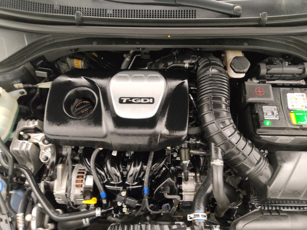 Used 2019 Hyundai Elantra Sport w/ Cargo Package image 30