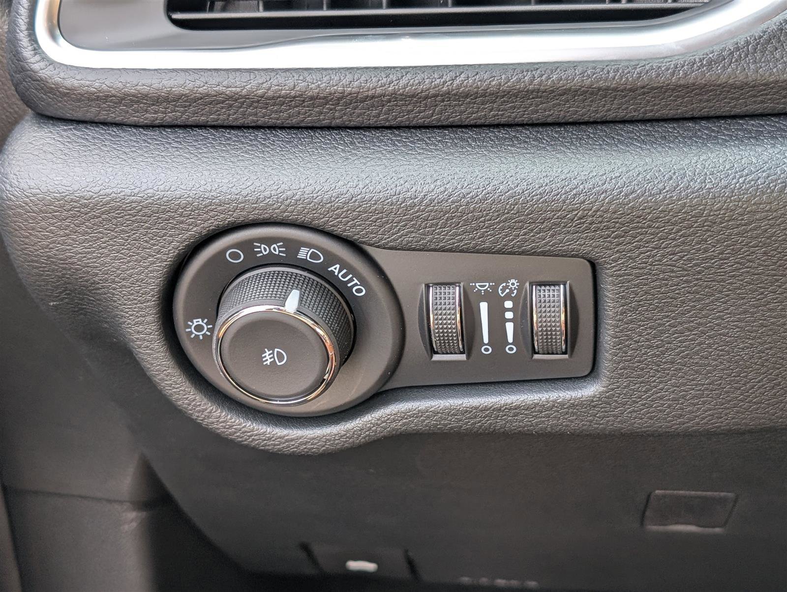 New 2026 Chrysler Pacifica Pinnacle image 20