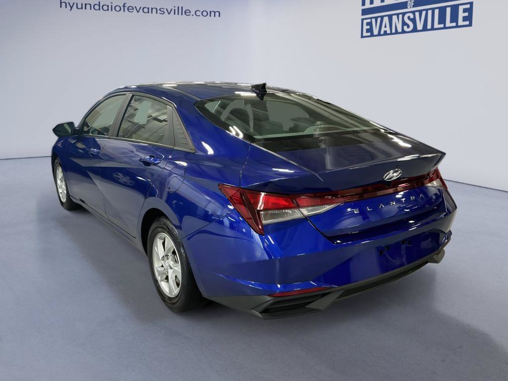 Certified 2023 Hyundai Elantra SE FWD image 6