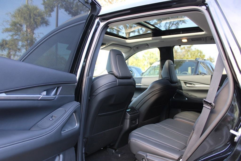 Certified 2025 INFINITI QX60 Luxe image 26