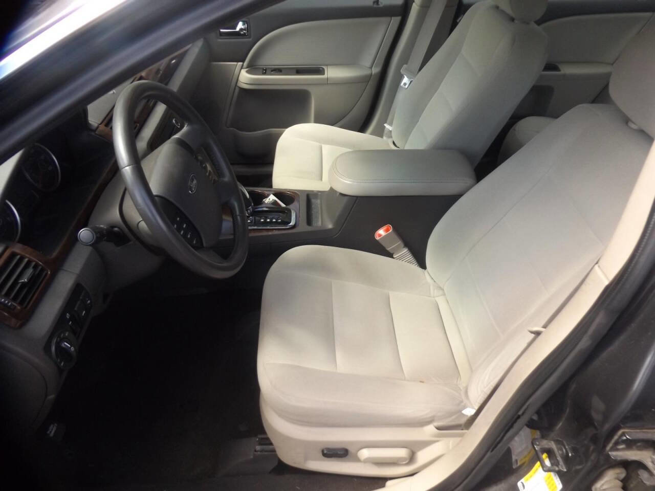 Used 2008 Ford Taurus SEL FWD image 12