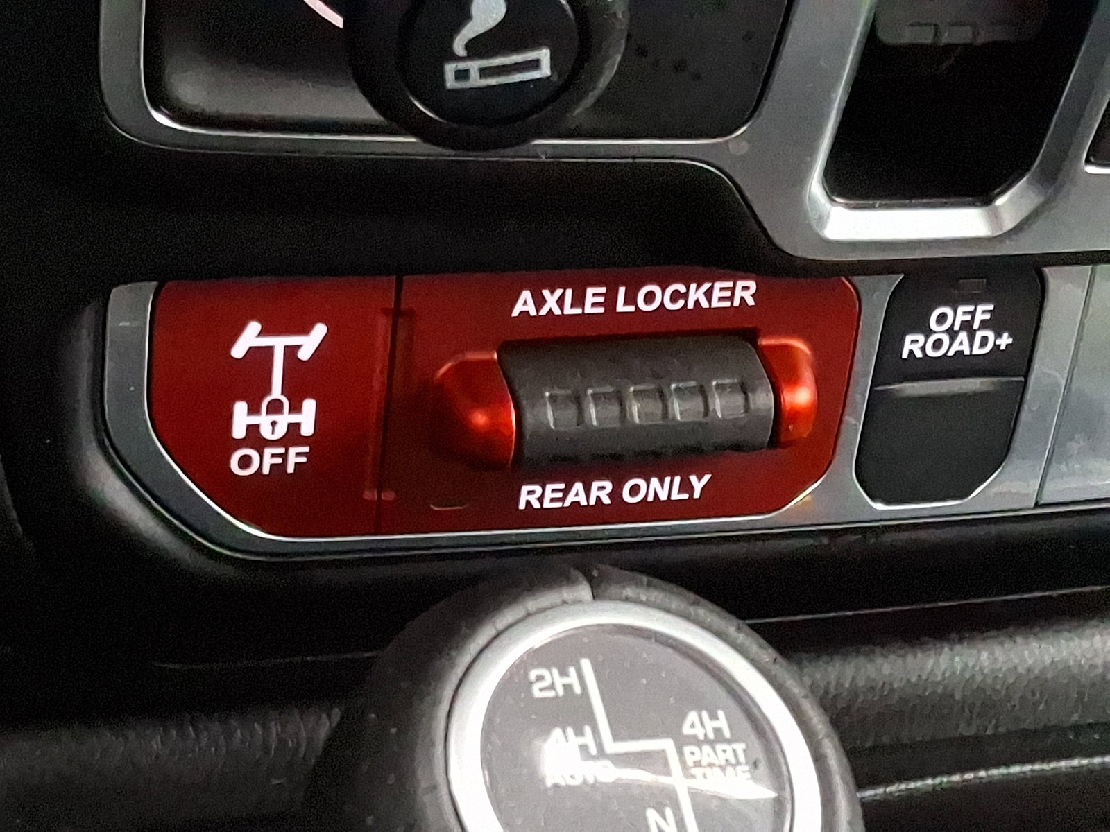 Certified 2024 Jeep Gladiator Mojave image 25