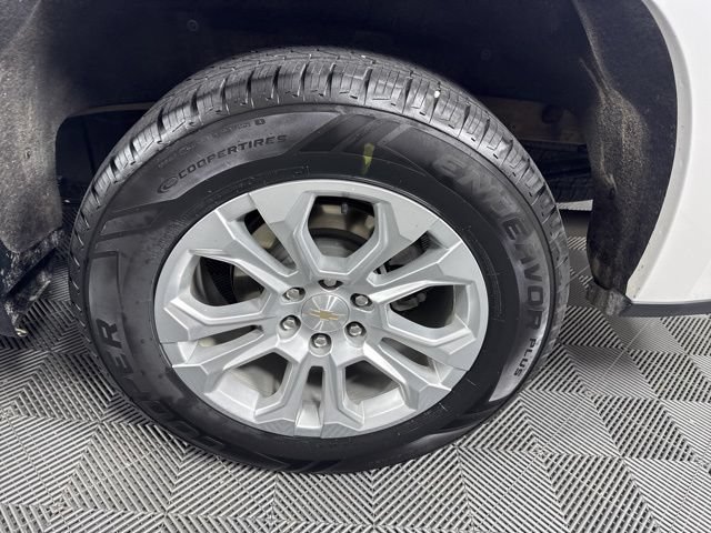 Used 2024 Chevrolet Silverado 1500 LTZ w/ LTZ Premium Package AWD/4WD image 9
