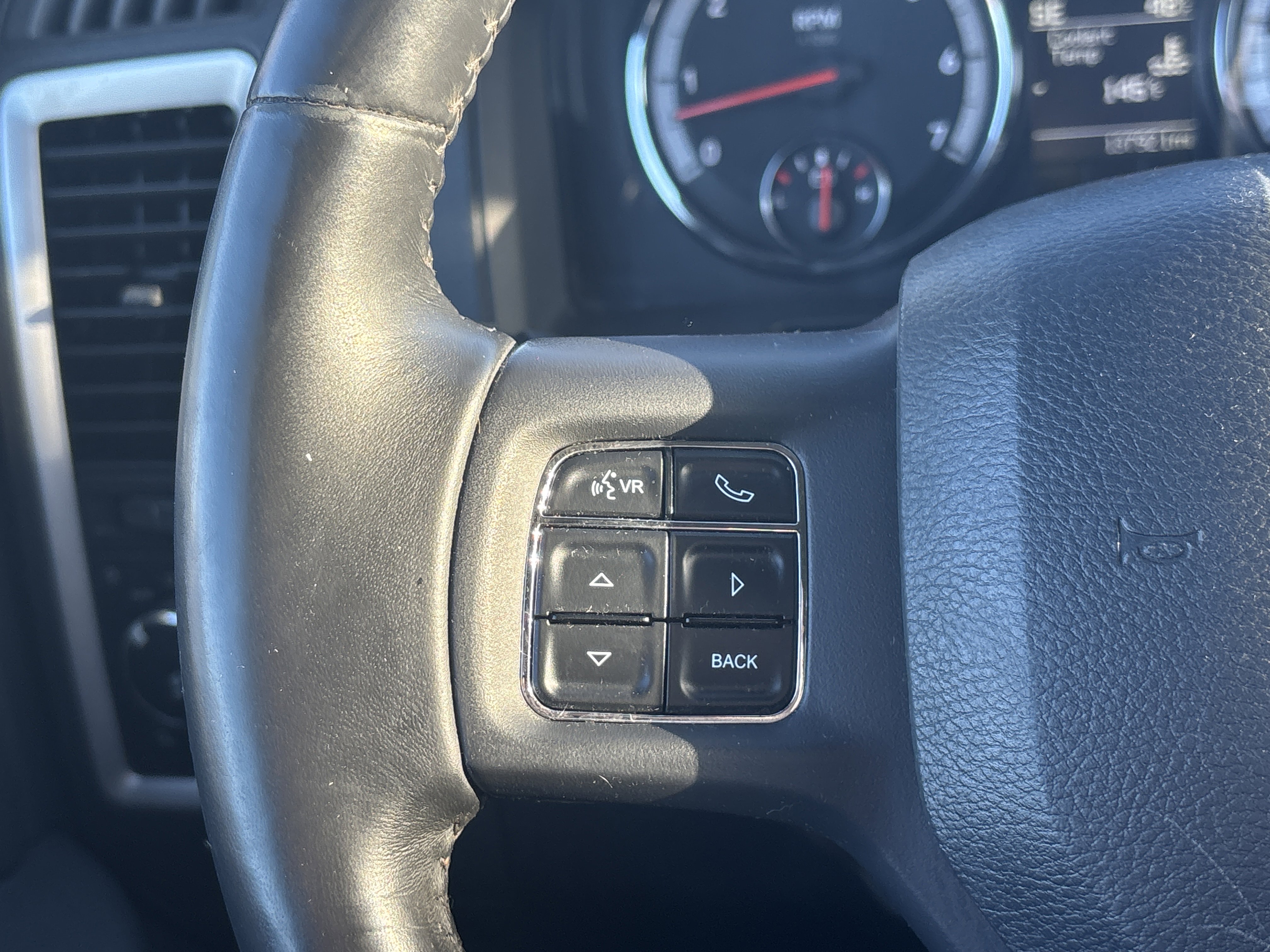 Used 2012 RAM 1500 Sport w/ Sport Premium Group image 23