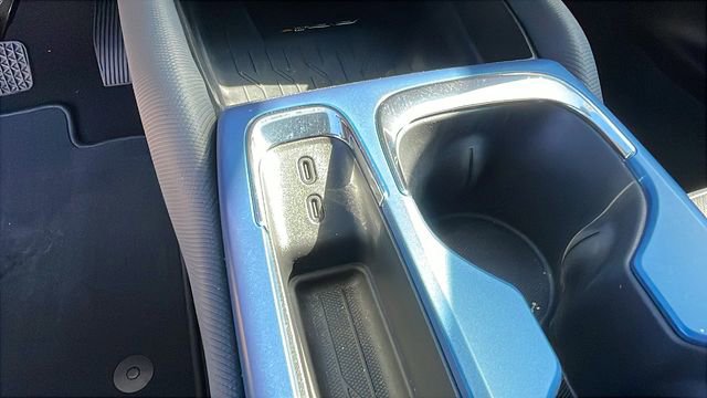 New 2026 Chevrolet Equinox EV LT AWD/4WD image 16