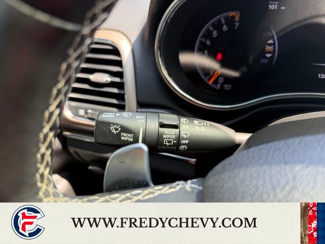 Used 2016 Jeep Grand Cherokee Limited AWD/4WD image 16