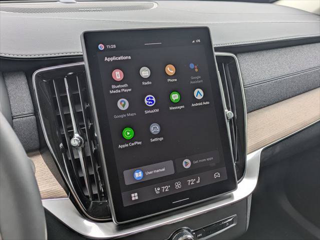 New 2026 Volvo XC90 T8 Plus w/ Protection Package AWD/4WD image 8