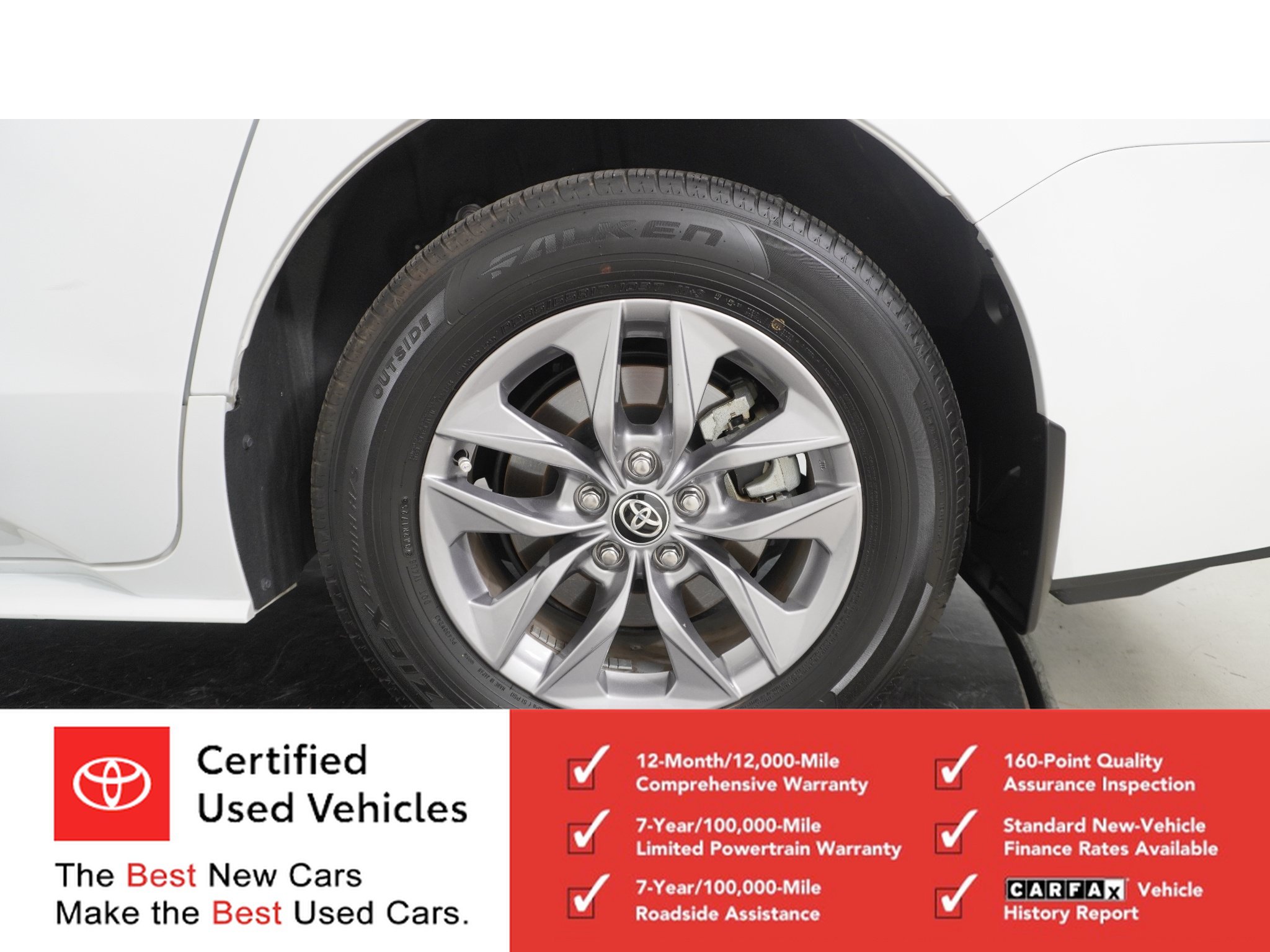 Certified 2025 Toyota Sienna LE w/ LE Plus Package FWD image 30