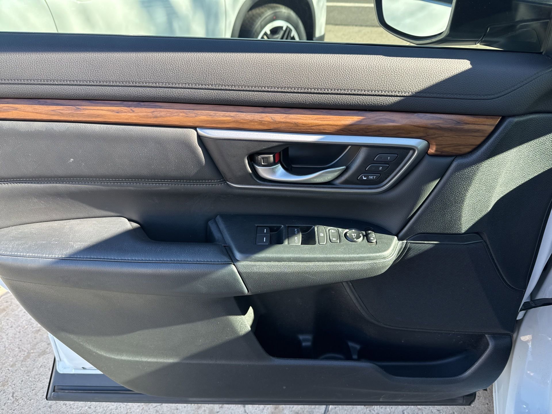 Used 2020 Honda CR-V EX-L image 22