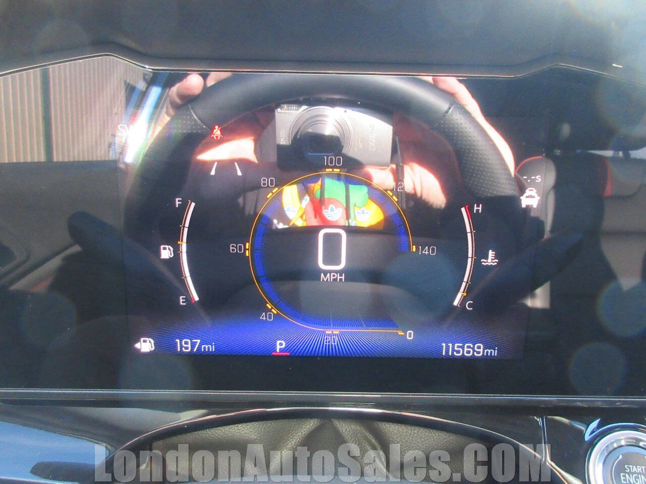 Used 2024 Chevrolet Trax RS w/ Driver Confidence Package image 9