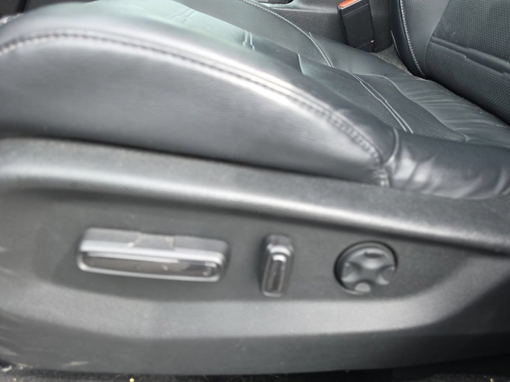 Used 2020 Honda CR-V EX-L image 11