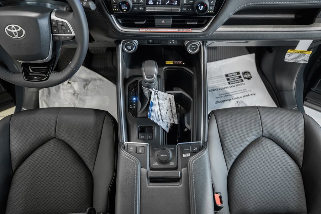 New 2026 Toyota Grand Highlander Limited image 29