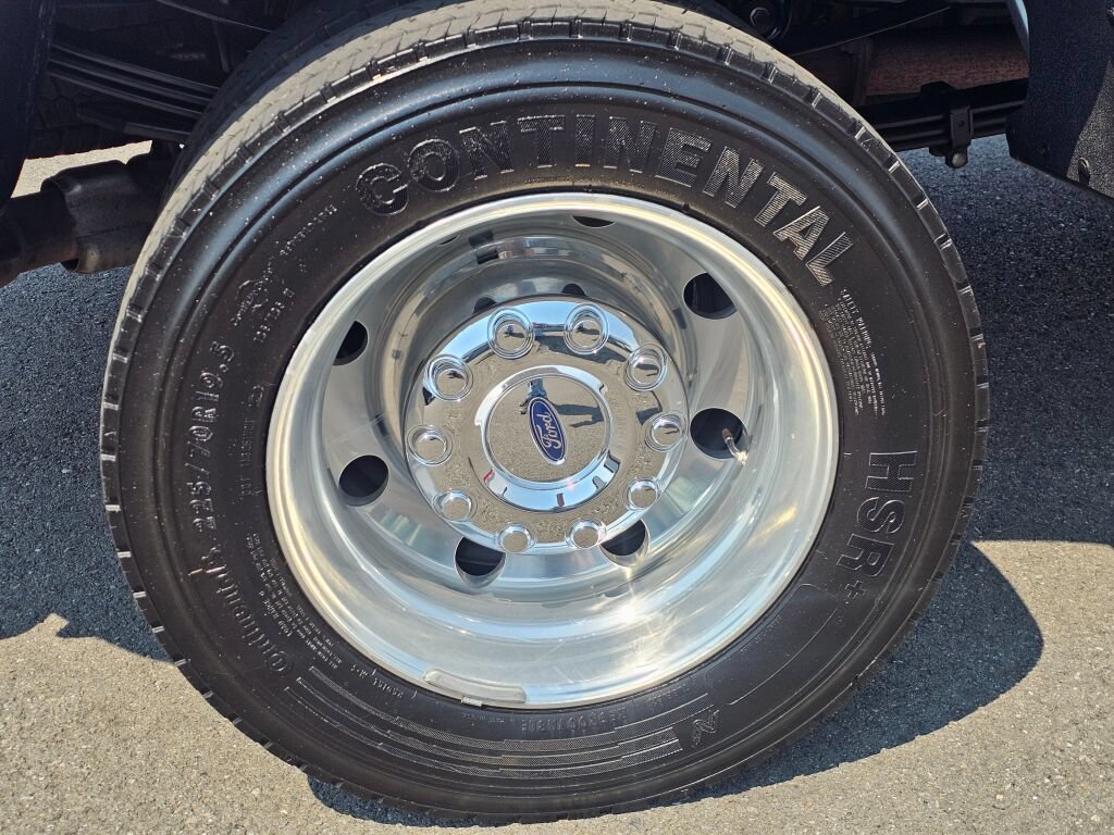 Certified 2024 Ford F450 Lariat w/ Chrome Package AWD/4WD image 11