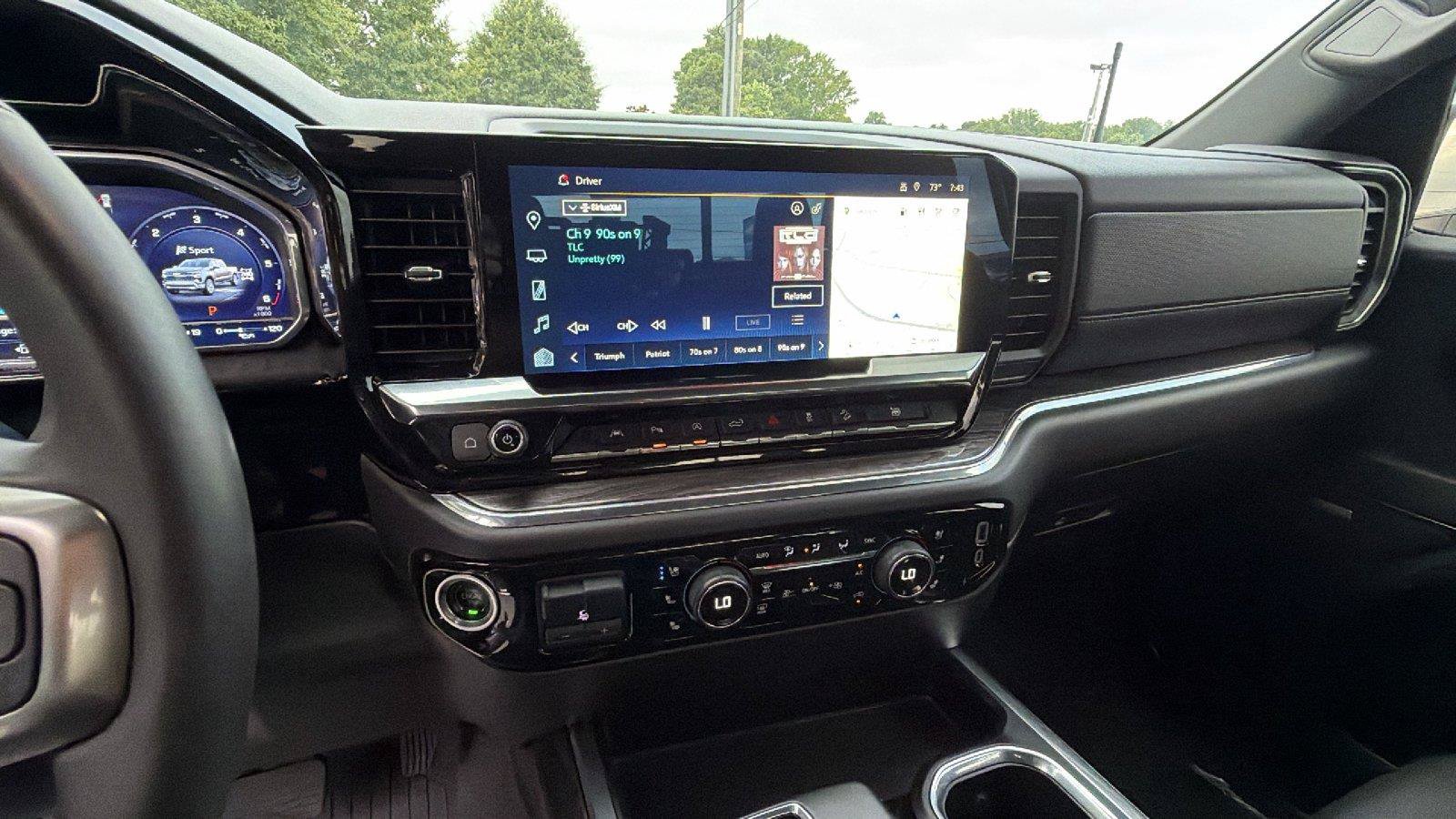 Used 2024 Chevrolet Silverado 1500 LTZ w/ LTZ Premium Package AWD/4WD image 6