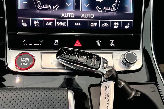 Used 2026 Audi SQ8 Prestige AWD/4WD image 35