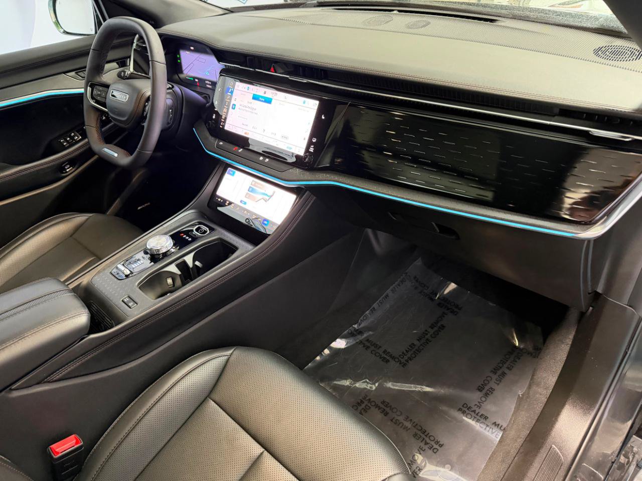 Used 2025 Jeep Wagoneer S Limited AWD/4WD image 29
