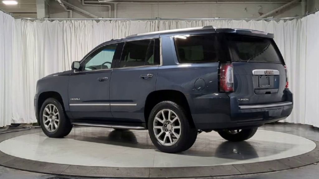 Used 2019 GMC Yukon Denali w/ Open Road Package image 8