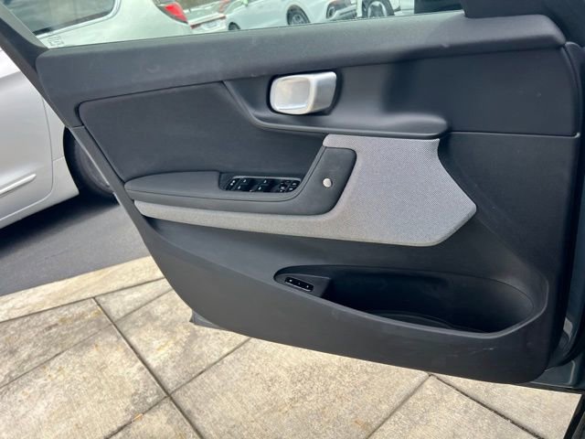 Used 2021 Polestar Polestar 2 image 18