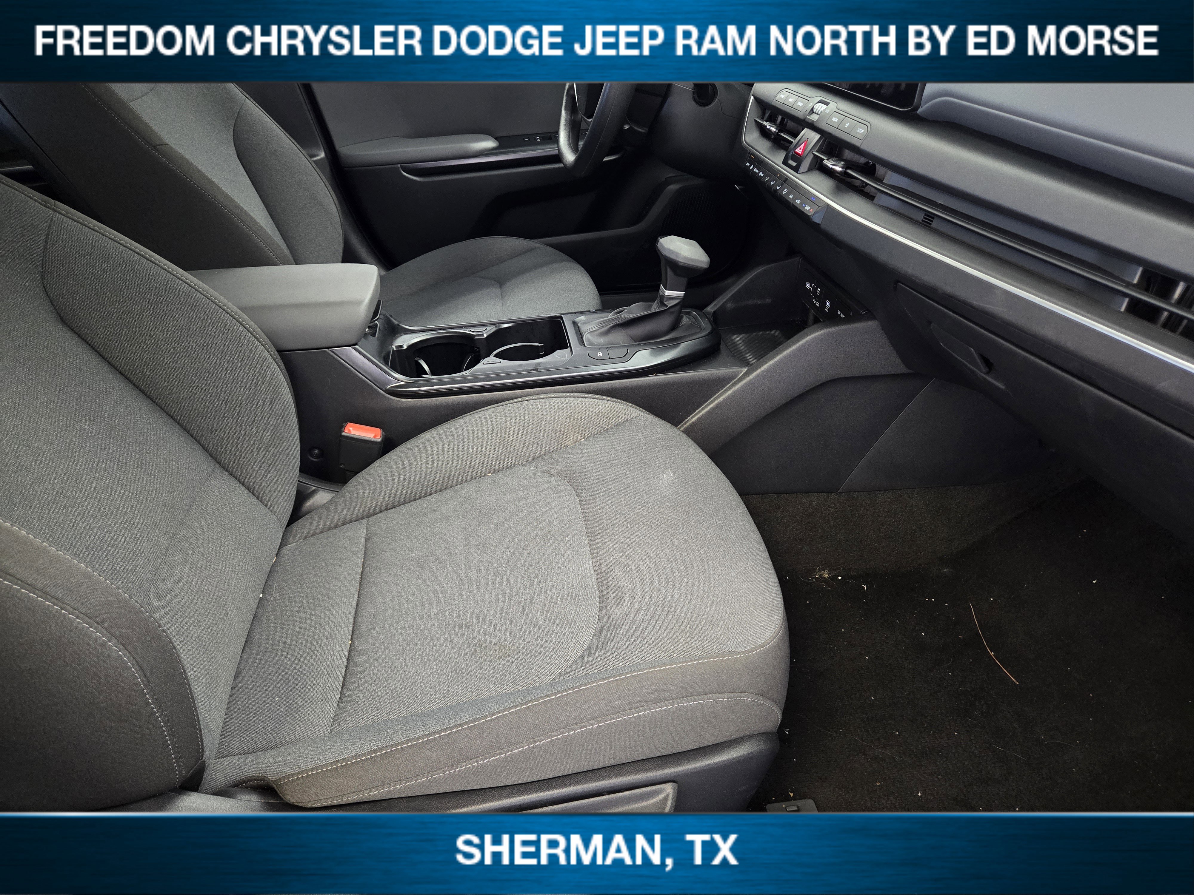 Used 2025 Kia K4 LXS image 9