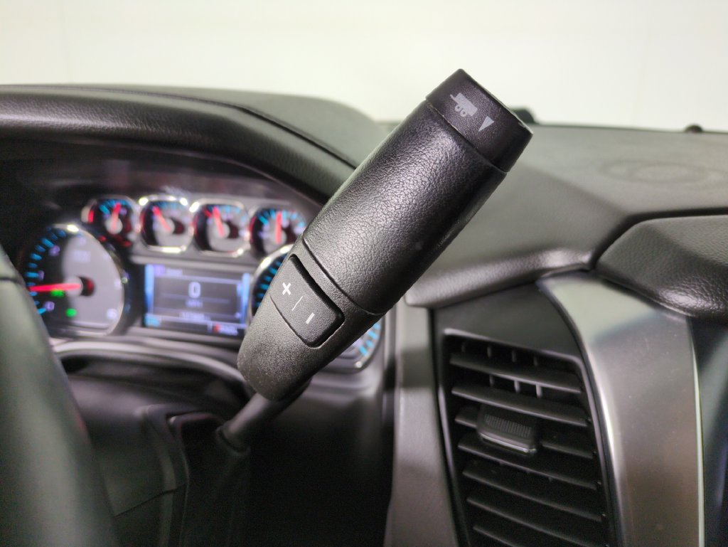 Used 2019 Chevrolet Suburban LT AWD/4WD image 30