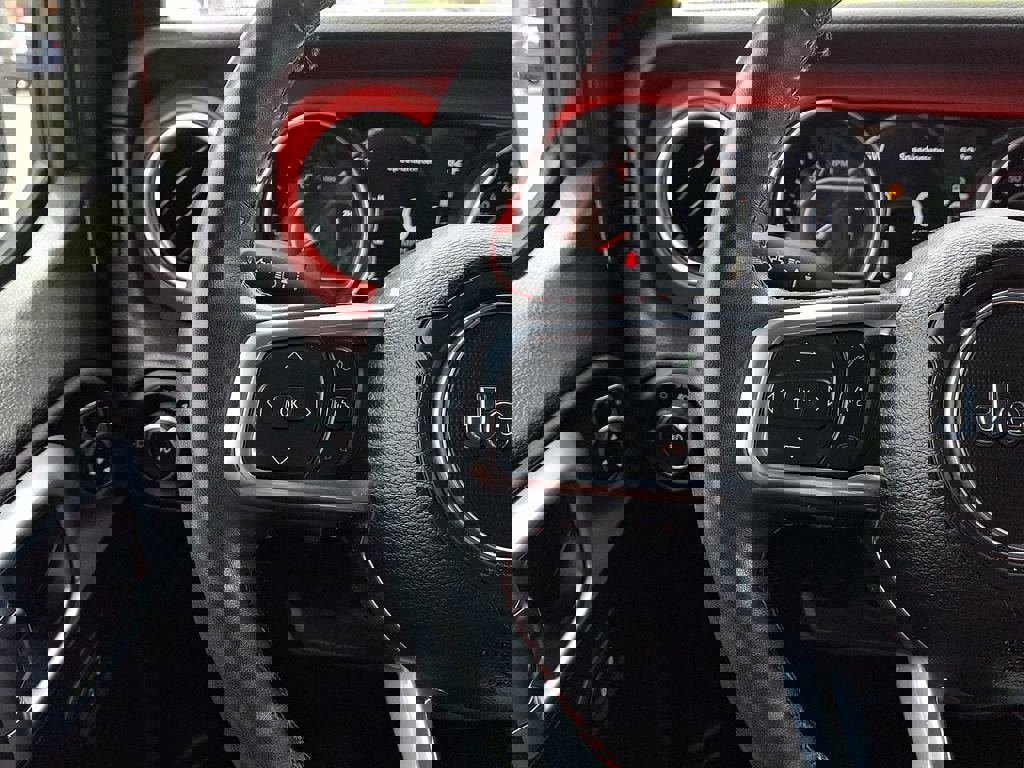 Used 2022 Jeep Wrangler Unlimited Rubicon w/ Steel Bumper Group image 22